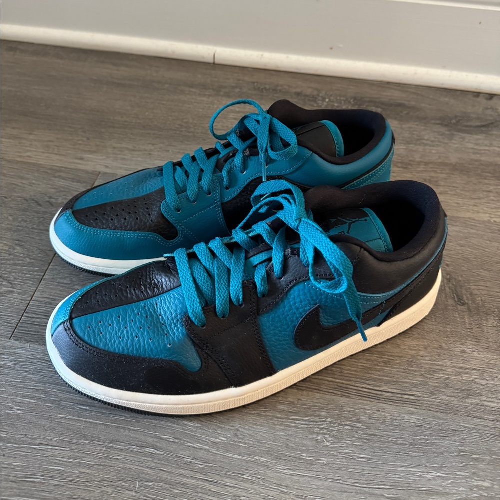 Nike Air Jordan 1 Low SE